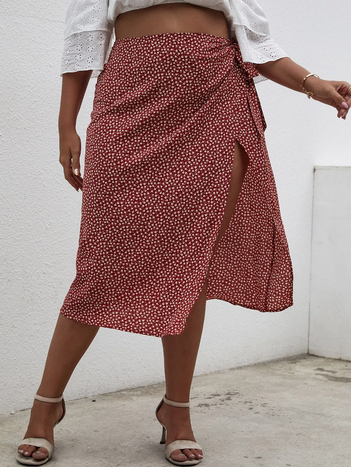 Ditsy Floral Wrap Midi Plus Size Skirt