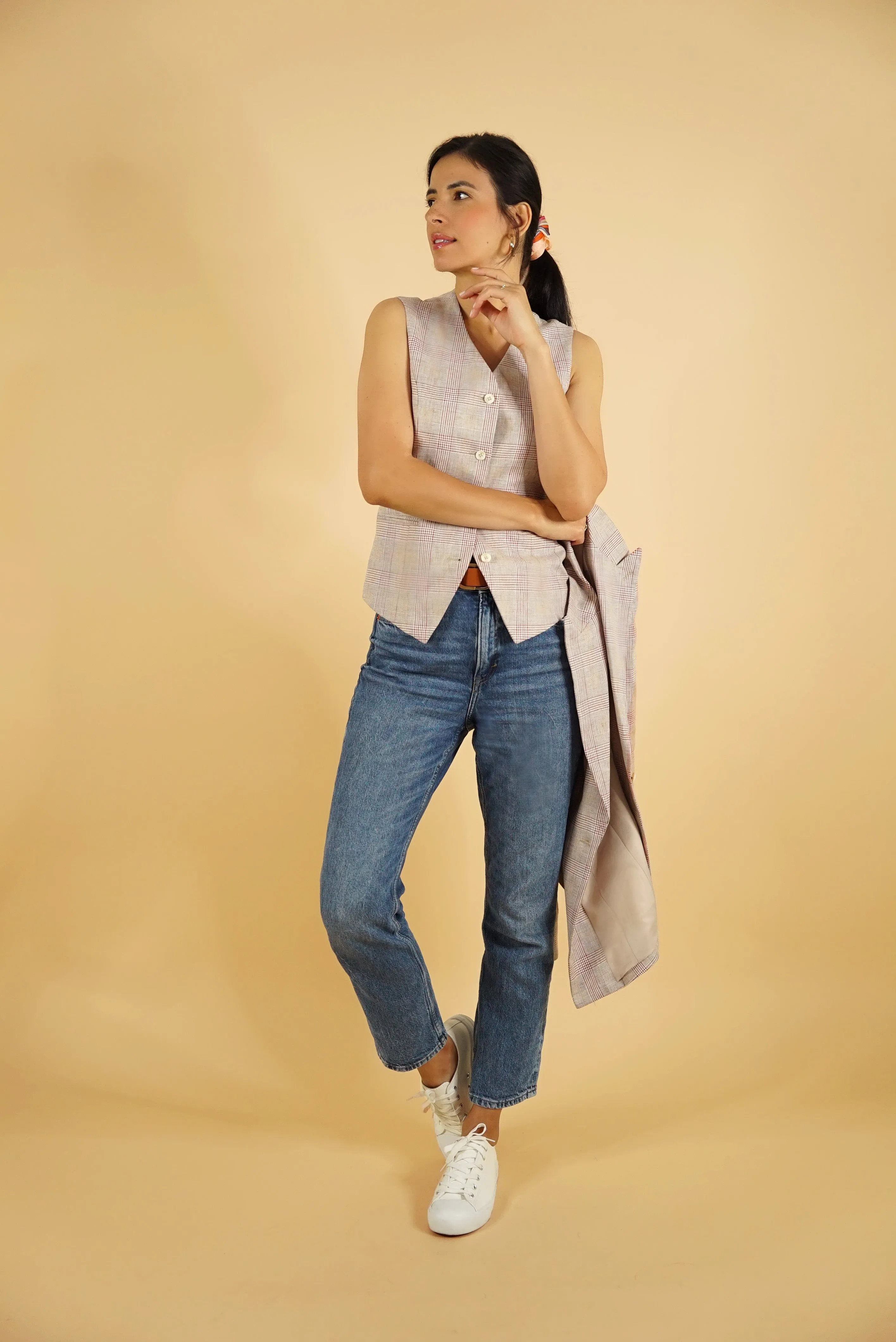 Nawal Vest