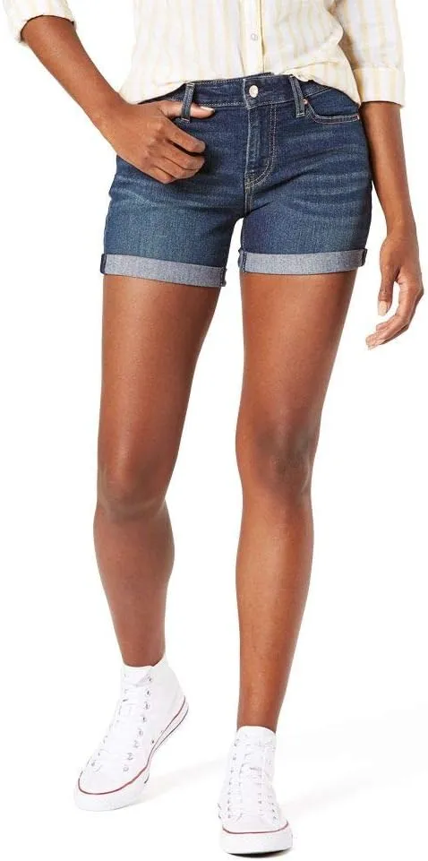 Woman Casual Mid Length Shorts