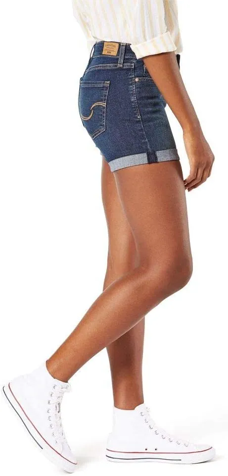Woman Casual Mid Length Shorts